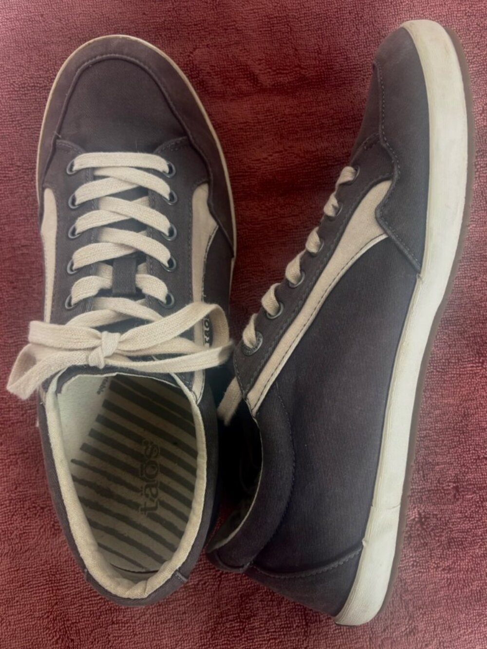 Taos Women's Size 11 (EU42) Shooting Star Dark Grey Canvas Sneakers